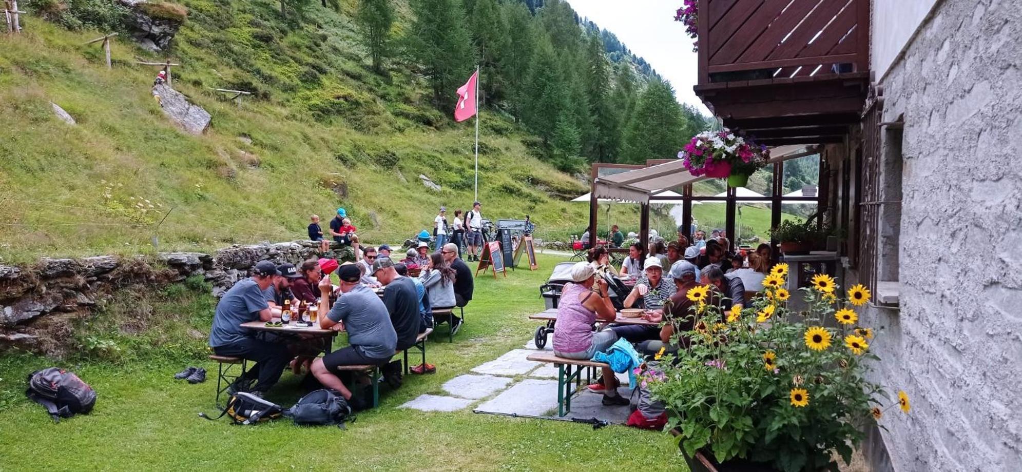 Hotel Ristorante Lagrev Maloja Esterno foto