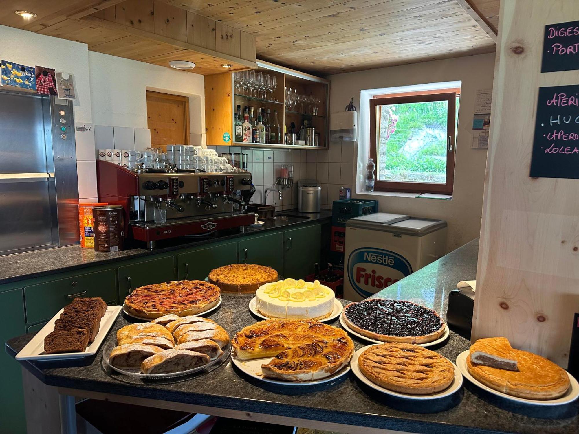 Hotel Ristorante Lagrev Maloja Esterno foto
